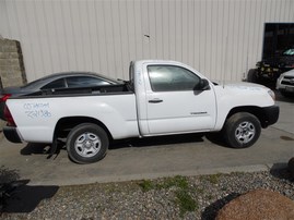 2005 TOYOTA TACOMA 2DOOR WHITE 2.7 AT 2WD Z21380